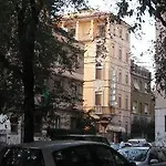 Vienna Hotel