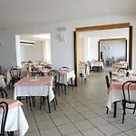 维也纳酒店 酒店