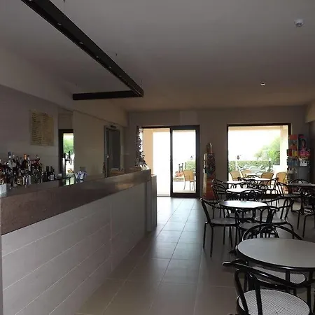 维也纳酒店 酒店